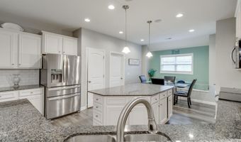 114 Green Ivy Ct, Camden, SC 29020