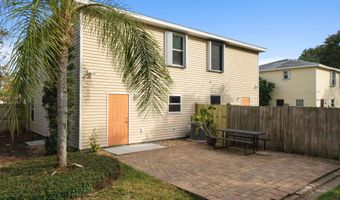 800 STOCKS St, Atlantic Beach, FL 32233