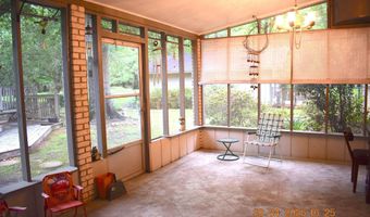 5999 TOWN & COUNTRY Rd, Bastrop, LA 71220
