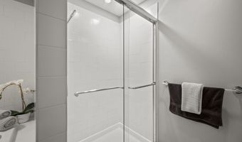 1200 STEUART St 312, Baltimore, MD 21230