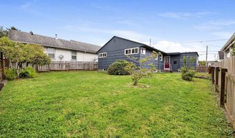 1465 3RD St, Astoria, OR 97103