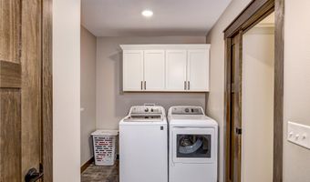 1652 Kyler St, Altoona, WI 54720