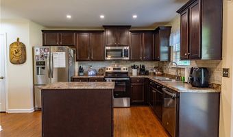 27 Ravencrest Dr, Anderson, SC 29621