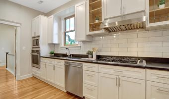 1903 N RANDOLPH St, Arlington, VA 22207