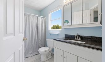 57 Hunters Crossing Dr, Coventry, RI 02816