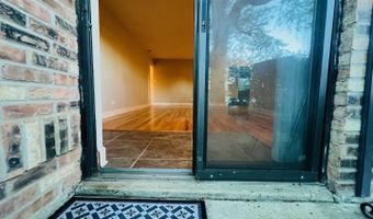 2219 NICHOLS Rd 17A, Arlington Heights, IL 60004