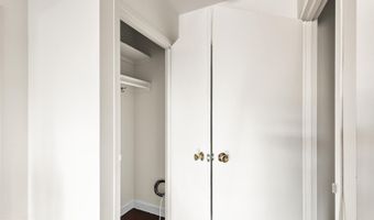 1111 ARLINGTON Blvd 738, Arlington, VA 22209