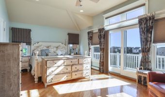 420 Nelson Ave, Beach Haven, NJ 08008