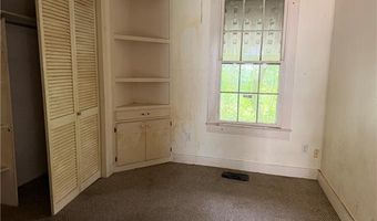 214 E PINE St, Amite, LA 70422
