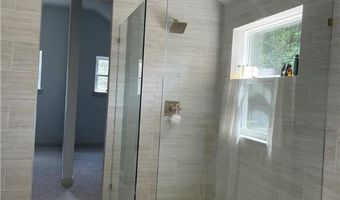 2260 Nottingham Rd, Allentown, PA 18103