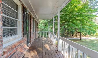 850 Red Barn Rd, Acworth, GA 30102