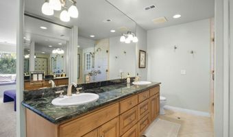 2142 Klamath Dr, Camarillo, CA 93010