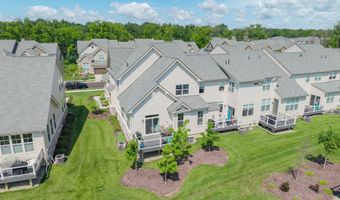 3081 N Spurway Dr, Ann Arbor, MI 48105