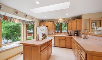 11274 Hoyer Ave NW, Annandale, MN 55302