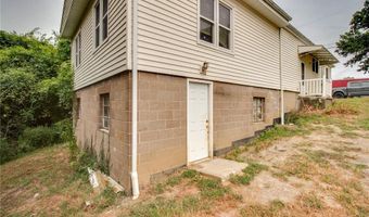 645 Elfgen St, Alton, IL 62002