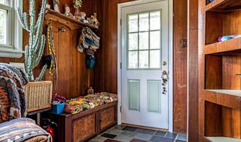 19 W Illinois Ave, Absecon, NJ 08201