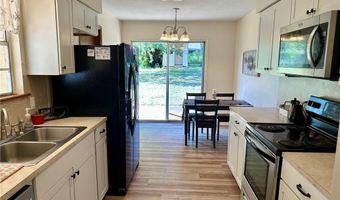602 K St, Barling, AR 72923