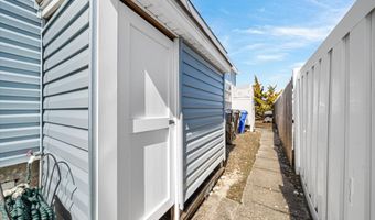 211 23rd St, Avalon, NJ 08202