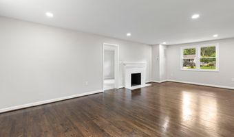 13602 WOODEDGE Dr, Bowie, MD 20720