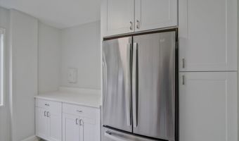 5301 WESTBARD Cir 328, Bethesda, MD 20816