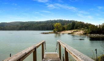 16560 Starke Rd, Arcadia, MI 49613