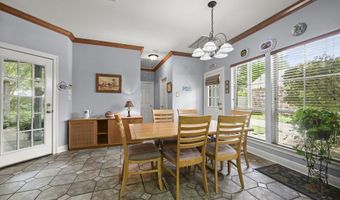 1532 Plantation Oak Dr, Baton Rouge, LA 70810