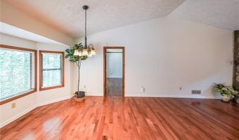 1046 SUMMER Hl, Acworth, GA 30102