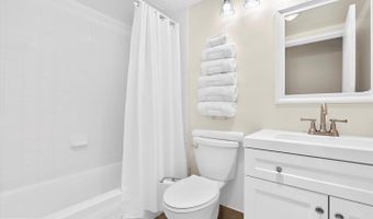 16 SILVERWOOD Cir #2, Annapolis, MD 21403