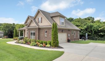 1439 Edenbridge Dr, Alcoa, TN 37701