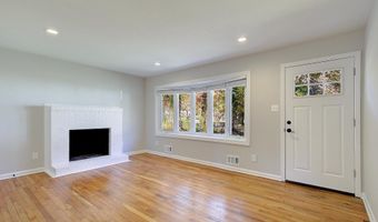 4 ROOSEVELT Dr, Annapolis, MD 21401