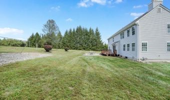 1 SOUTHDOWN Dr, Andover, NJ 07848