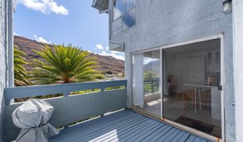1090 Kumukumu St C, Honolulu, HI 96825
