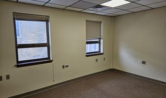13 SE 2nd Ave, Aberdeen, SD 57401