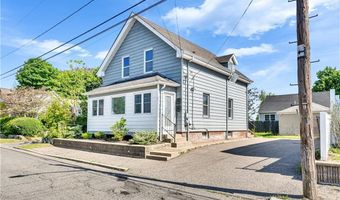 86 Woodward Ave 2, East Providence, RI 02914