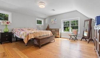 418 Mystic St, Arlington, MA 02474
