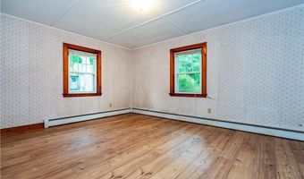 3442 Flat River Rd, Coventry, RI 02816