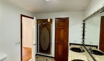 74 Plymouth Rd, East Providence, RI 02914