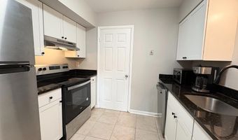 3813 SEGUNDO Pl D, Alexandria, VA 22309