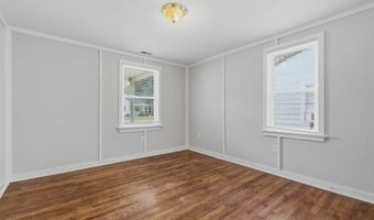 2618 E 8th St, Anderson, IN 46012