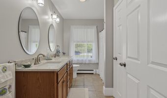 192 Depot Rd, Belgrade, ME 04917