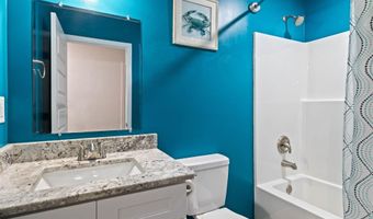 10 Middleton Ln, Atmore, AL 36502