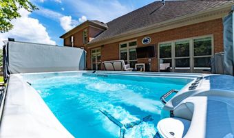 1808 Clingman View Dr, Alcoa, TN 37701