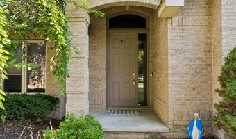 600 Cherry St, Algonac, MI 48001