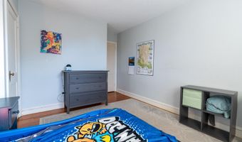 369 E GORGAS Ln, Philadelphia, PA 19119