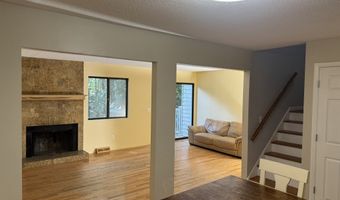 54 Currier Pl 54, Cheshire, CT 06410