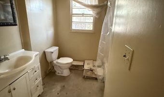 1810 W Feather St, Artesia, NM 88210