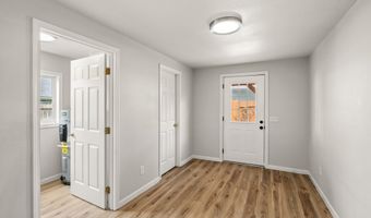 749 1ST St, Brookings, OR 97415