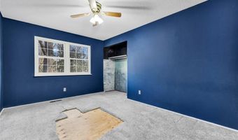 3 Newfield Ct, Ballwin, MO 63011