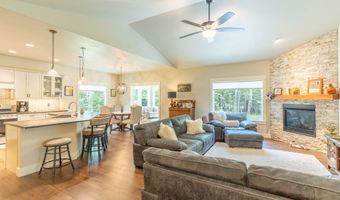 13831 Great Bear Loop, Bigfork, MT 59911