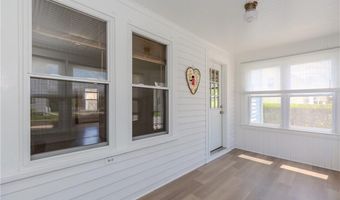 29 Anthony St, Coventry, RI 02816